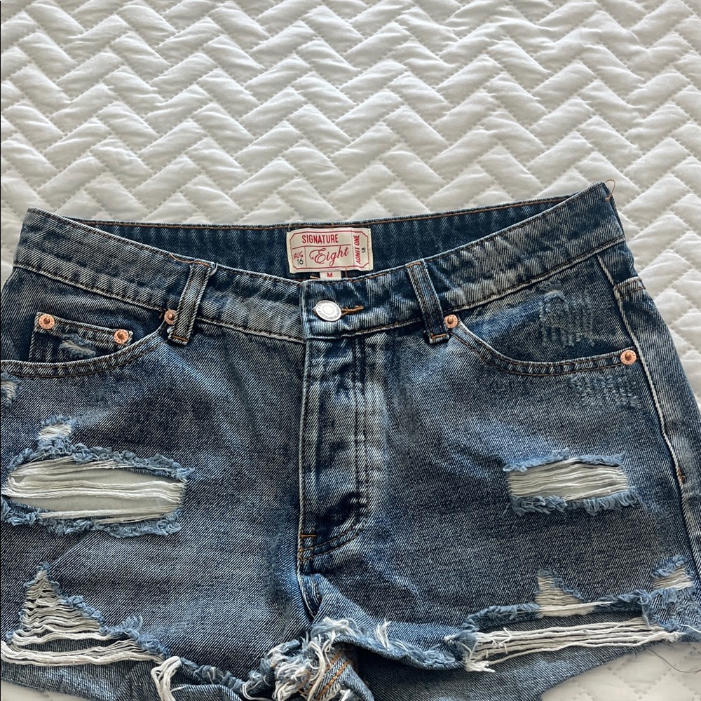 Signature Eight Distressed Denim Shorts - Blue Sz M/31”